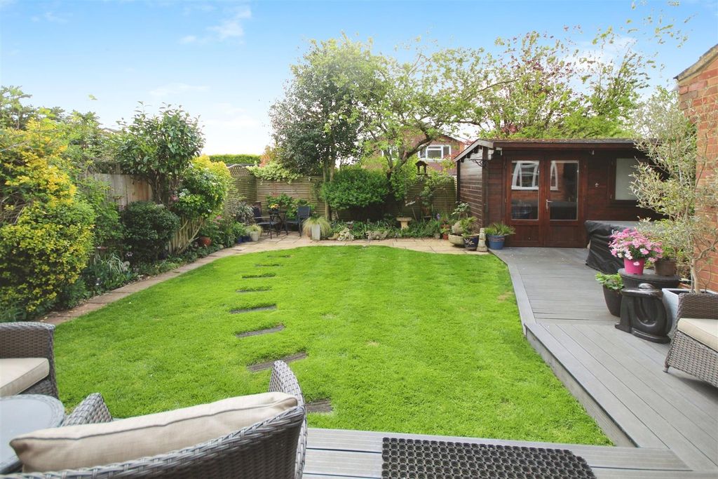 Property photo 3 of 33 74122Dee-Garden.Jpg