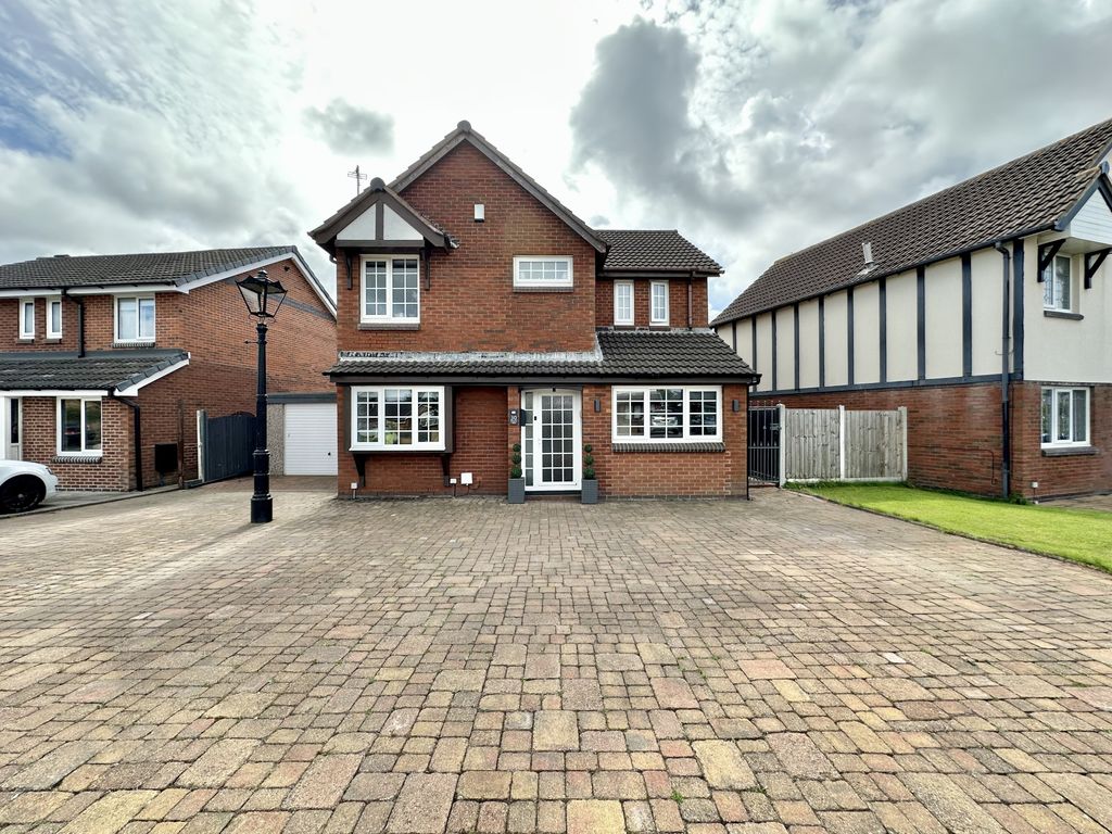 Property photo 1 of 31