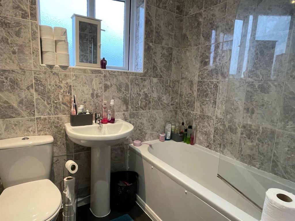 Additional image 9 of 3 bed end terrace house for saleNorth Avenue, Highbridge TA9