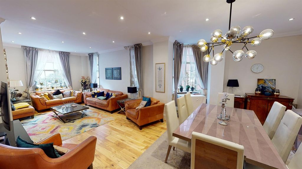 Property photo 3 of 14 Bryanston-Court-II-George-Street-W1H-03062021_1917
