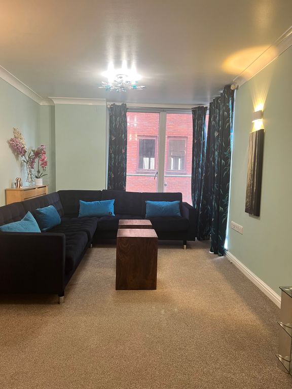 Property photo 3 of 11