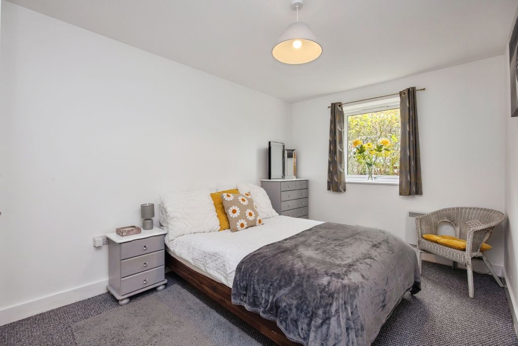 Additional image 5 of 2 bed flat for saleSandy Hill, St. Austell, Cornwall PL25