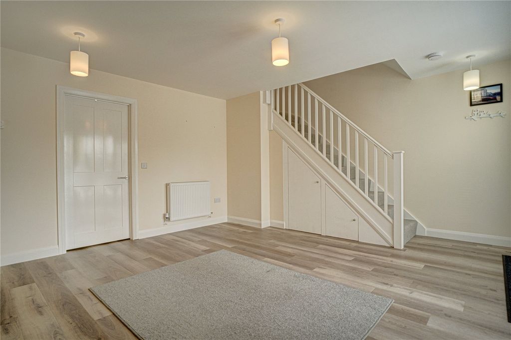 Property photo 2 of 10 Picture No. 02