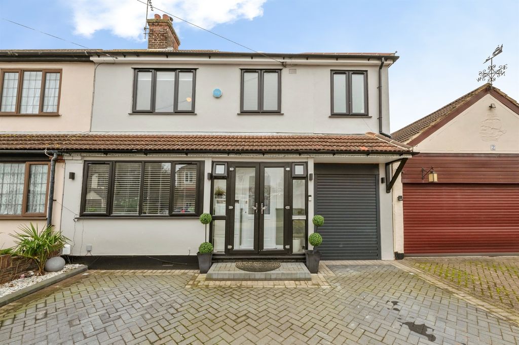 Property photo 1 of 20