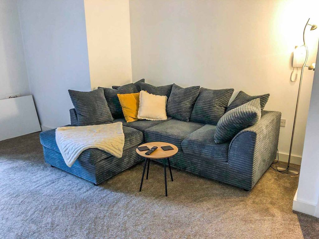 Property photo 2 of 11 Picture No. 13