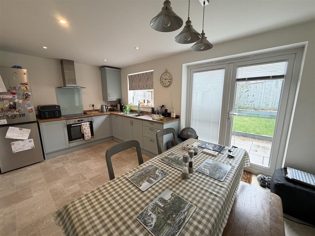 Property photo 2 of 13 Img_8908.Jpeg