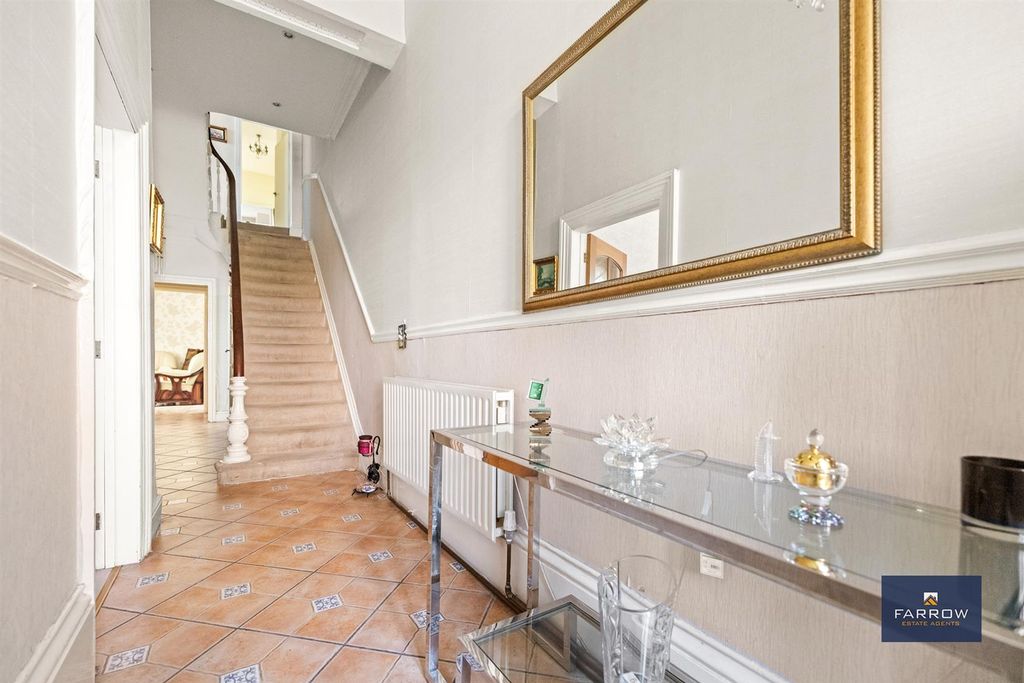 Property photo 2 of 38 Hallway