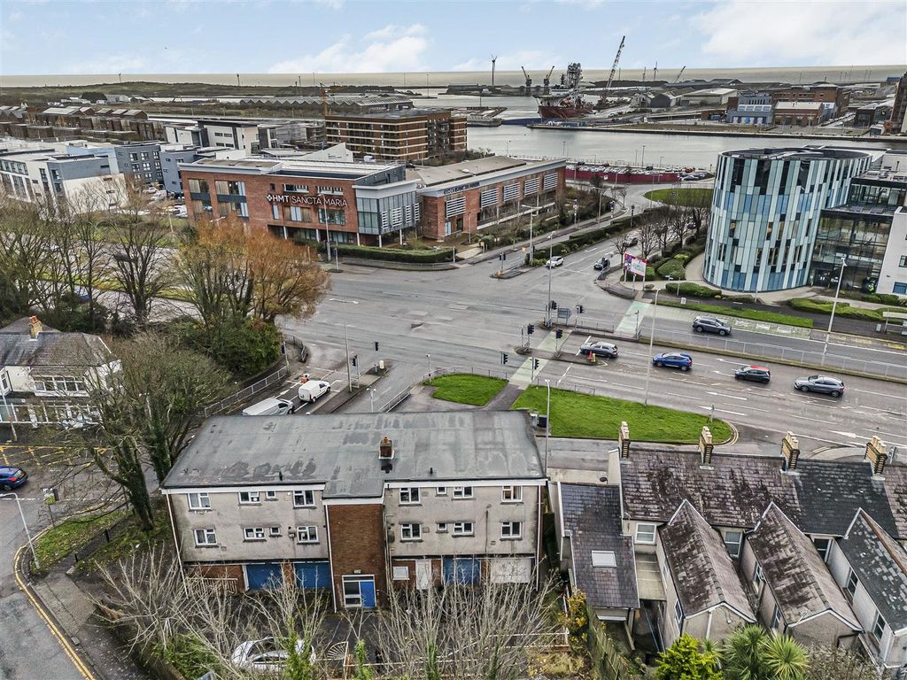 Property photo 1 of 13 11-Dji_20251208101111_0971_D.Jpg