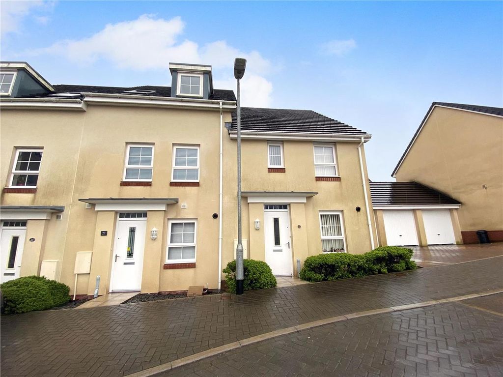 Property photo 1 of 15 External