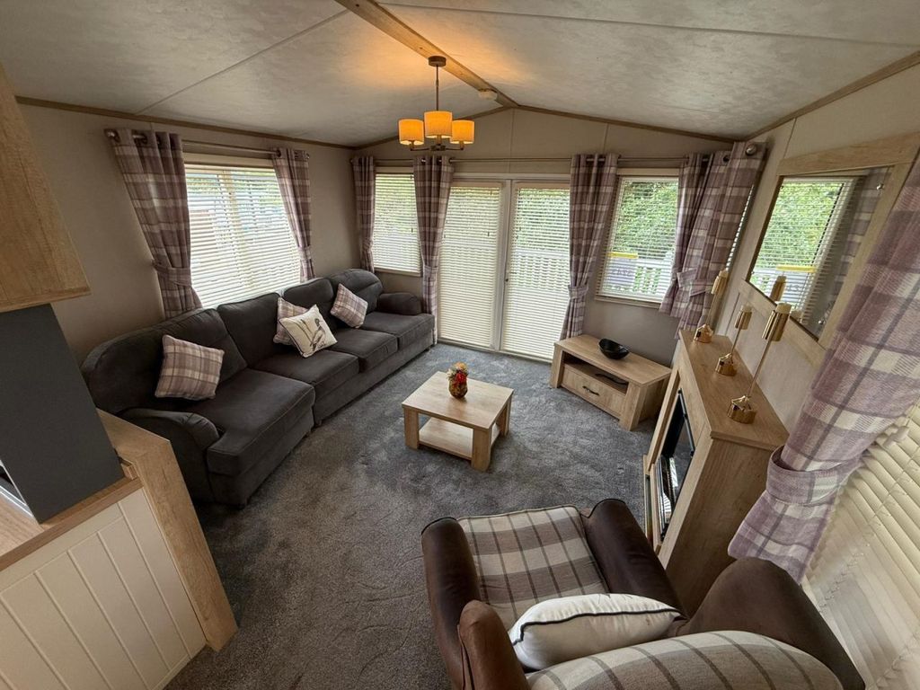 Property photo 2 of 9 Whatsapp Image 2025 09 07 At 12.08.04 (5)