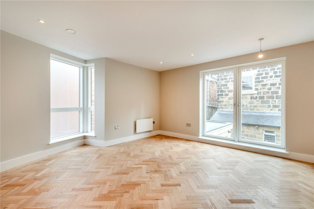 Property photo 3 of 8 Living Room