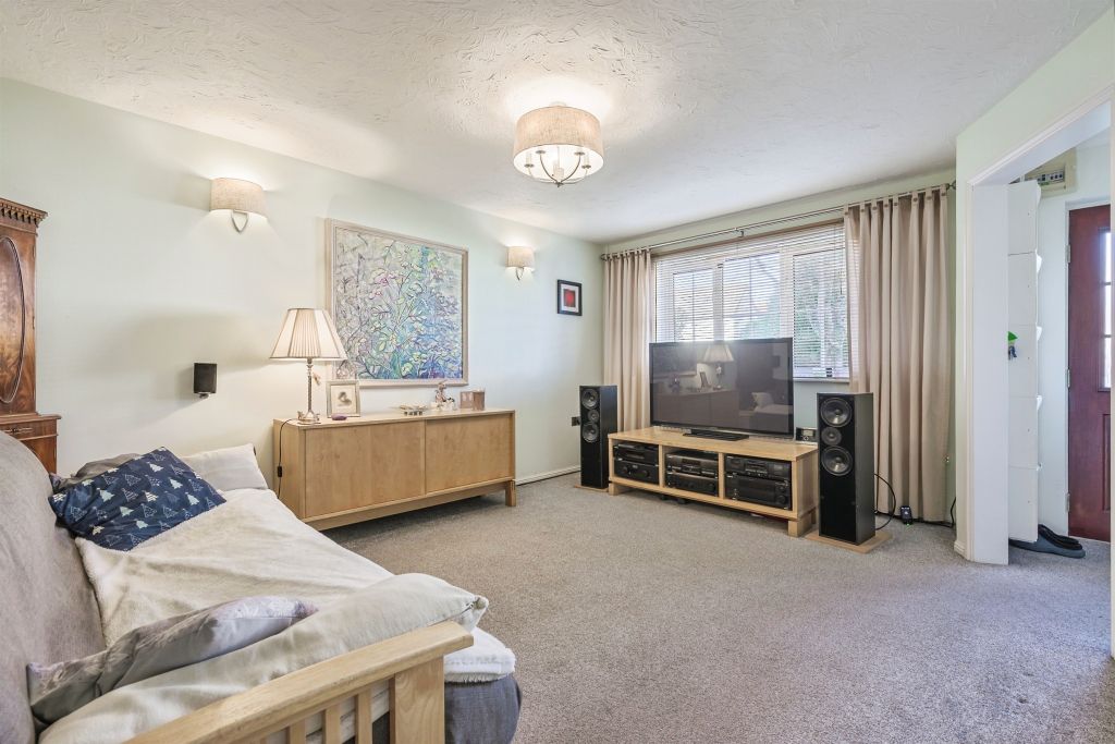 Property photo 2 of 24