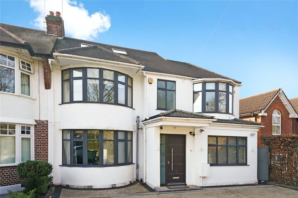 Property photo 1 of 12 Picture No. 09