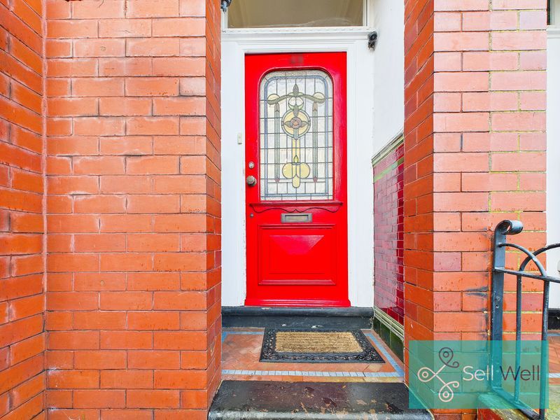 Property photo 2 of 40 Entrance