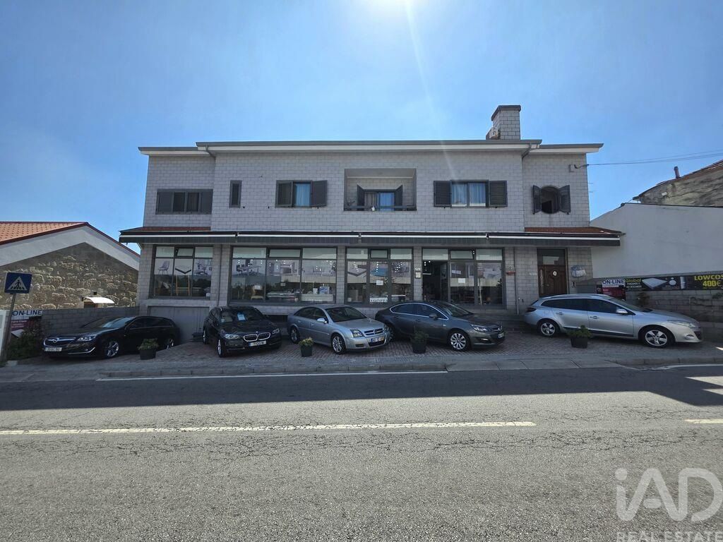 Property photo 1 of 39