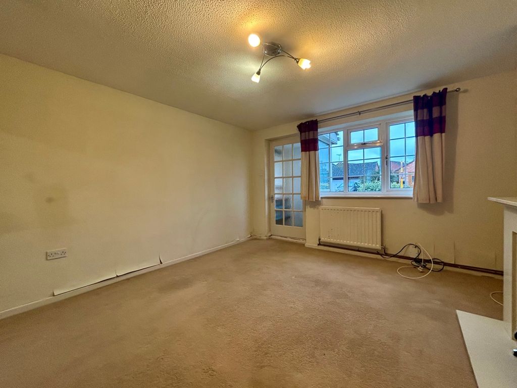 Property photo 3 of 9 Photo 16