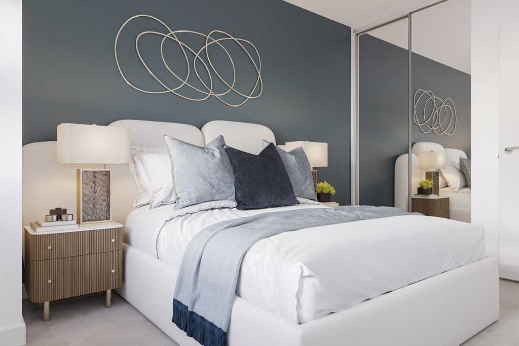 Property photo 3 of 6 Royal Gateway - Bedroom