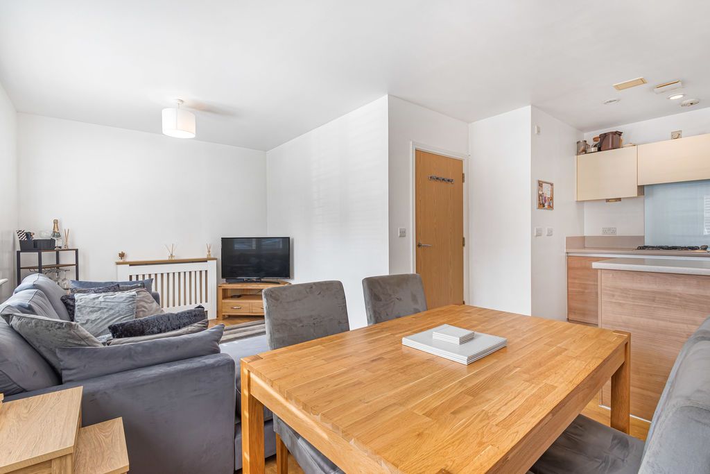 Property photo 2 of 16 Photo 11