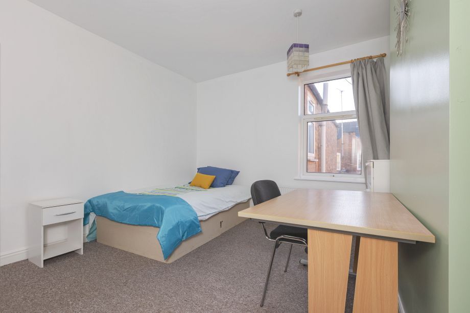 Property photo 3 of 14