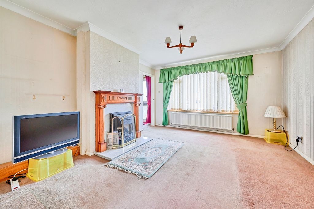 Property photo 3 of 14