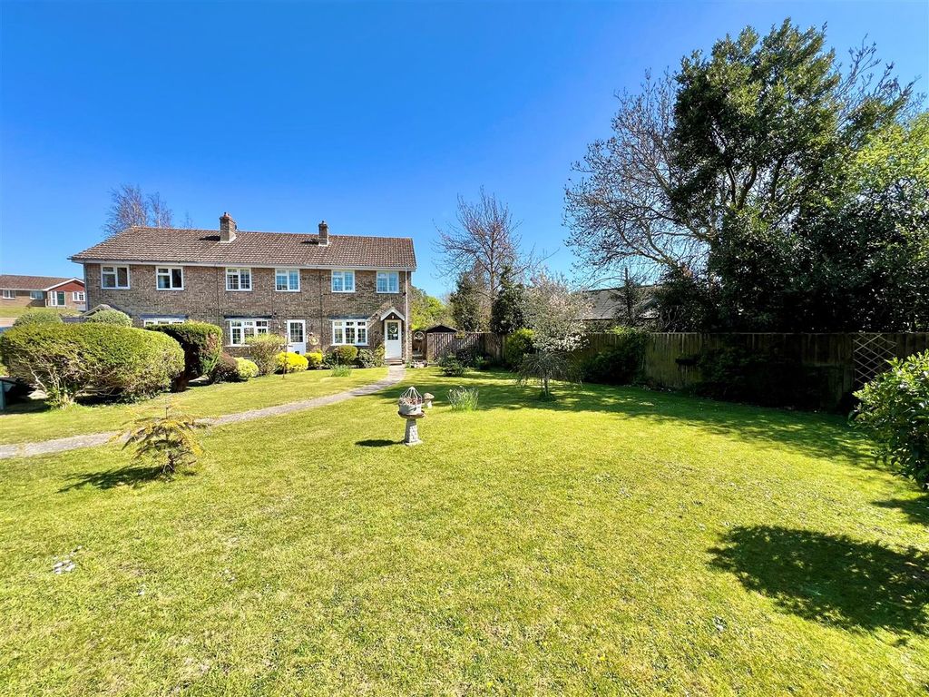 Property photo 1 of 21