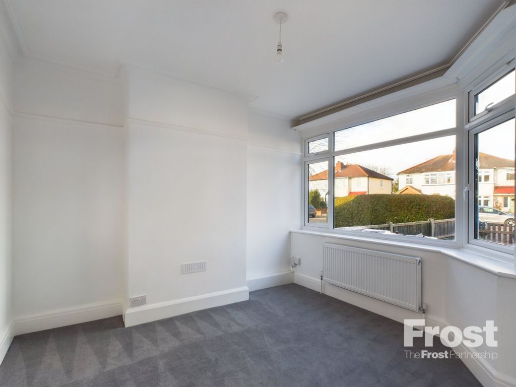 Property photo 2 of 13 Front Reception