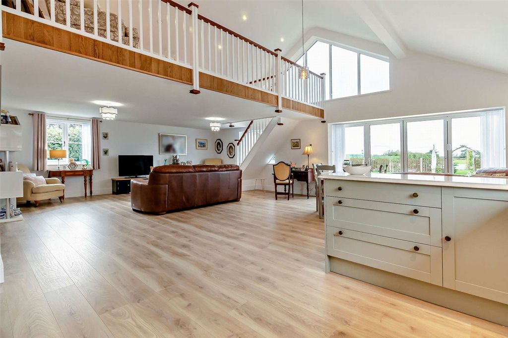 Property photo 2 of 16 Open Plan Living