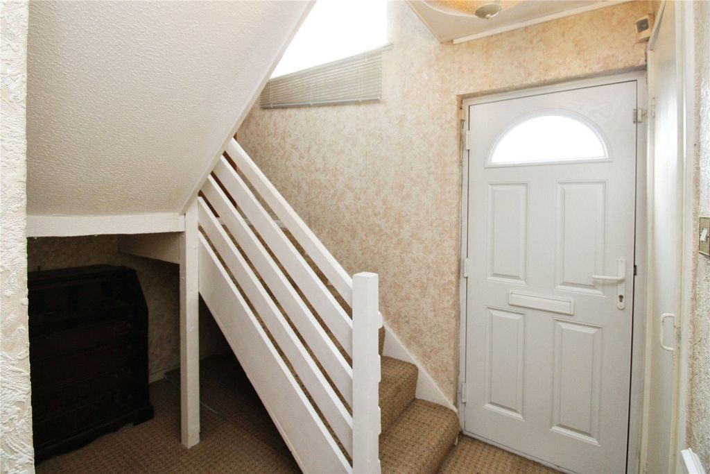 Property photo 2 of 15 Picture No. 11