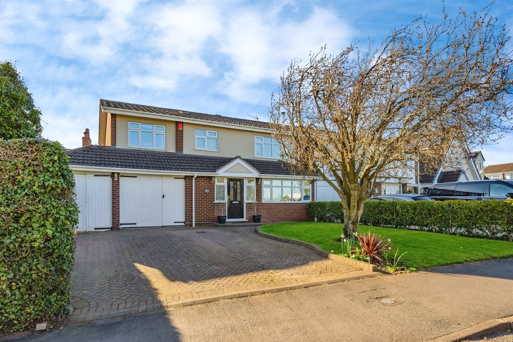 Property photo 1 of 17