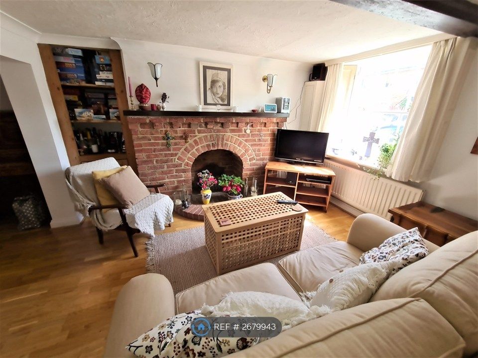 Property photo 3 of 10