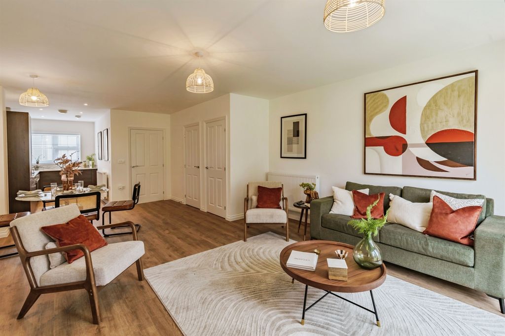 Property photo 2 of 16