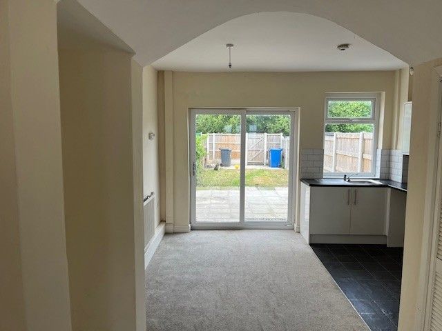 Property photo 2 of 5 Photo