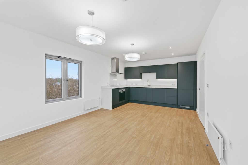 Property photo 2 of 10 2.Lounge.Jpg