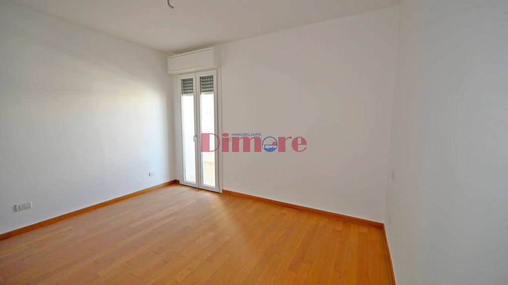 Property photo 2 of 3 <Alttext/>