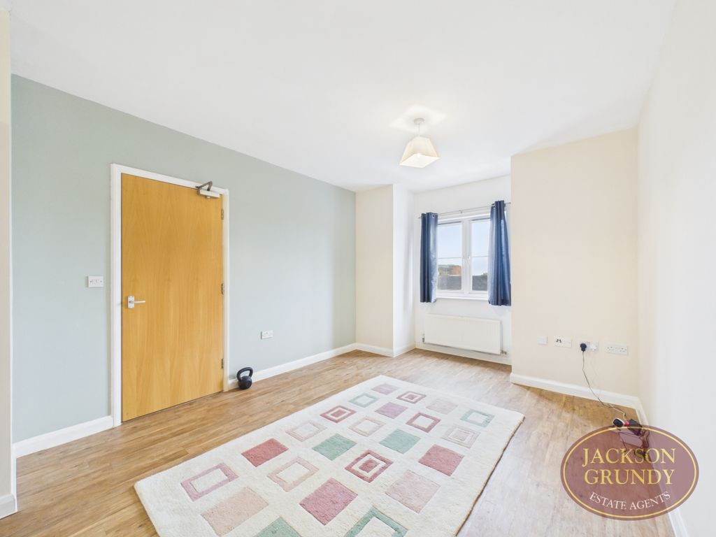 Property photo 3 of 10 Photo 10