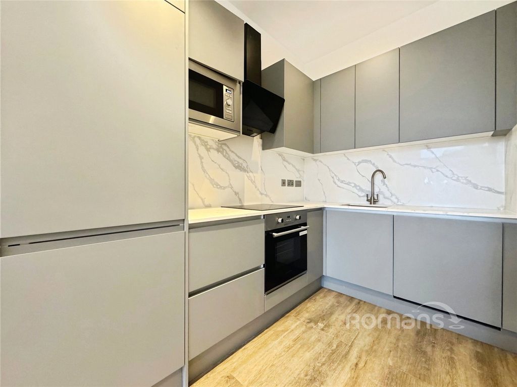 Property photo 2 of 8 Picture No. 05