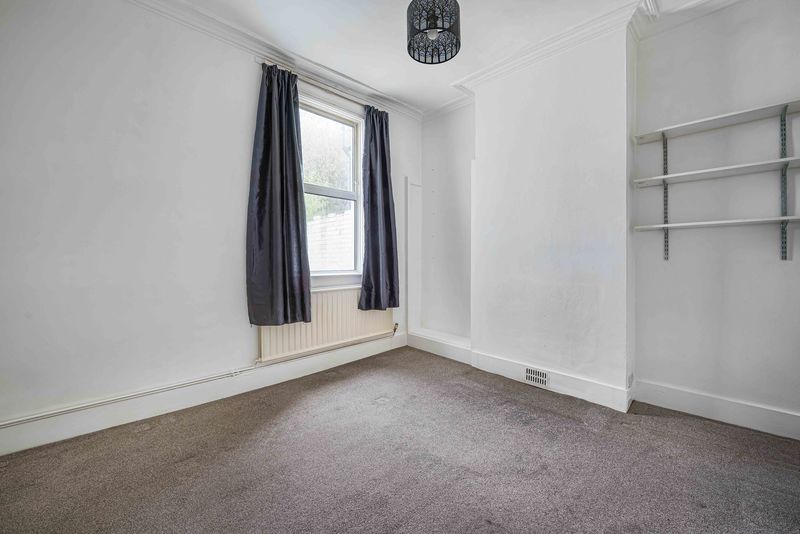 Property photo 3 of 17 Reception