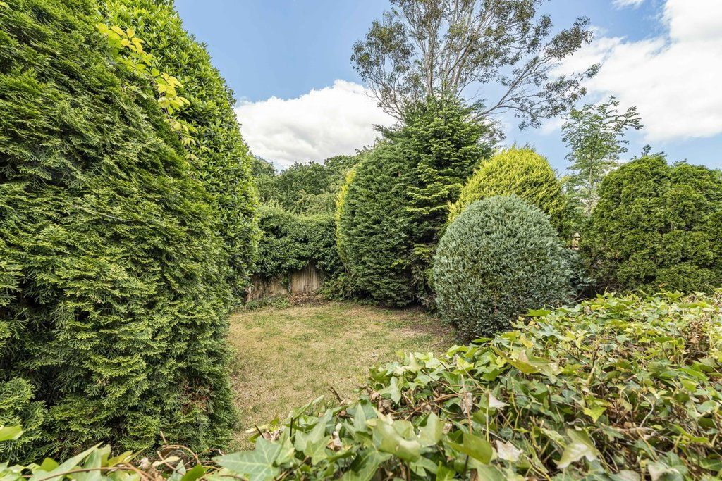 Property photo 3 of 6