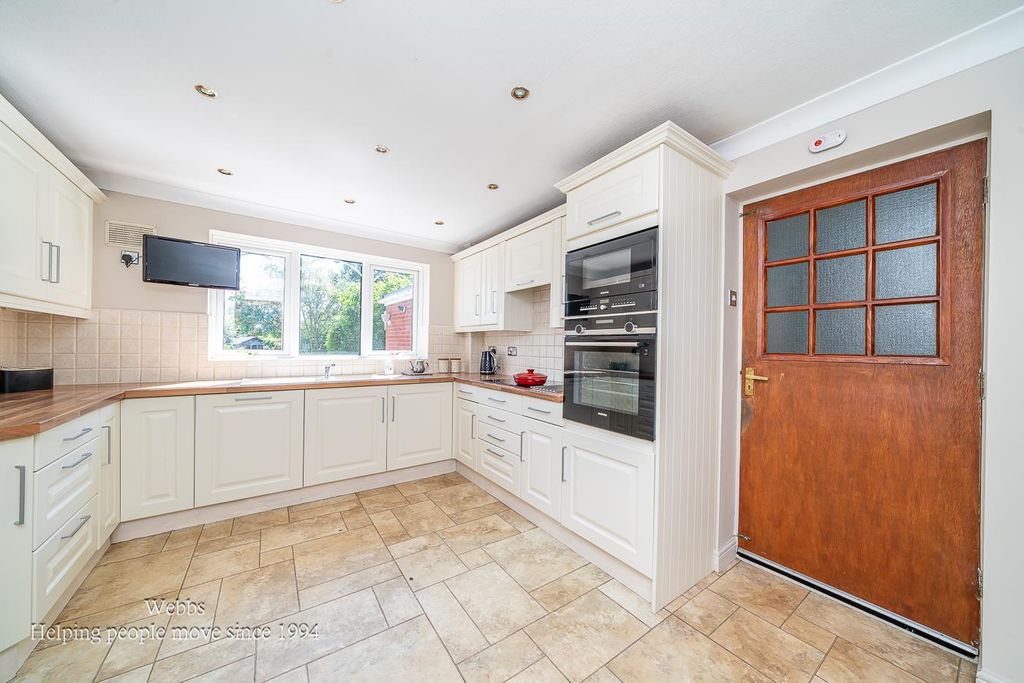 Property photo 3 of 33 New Webbs-25.Jpg