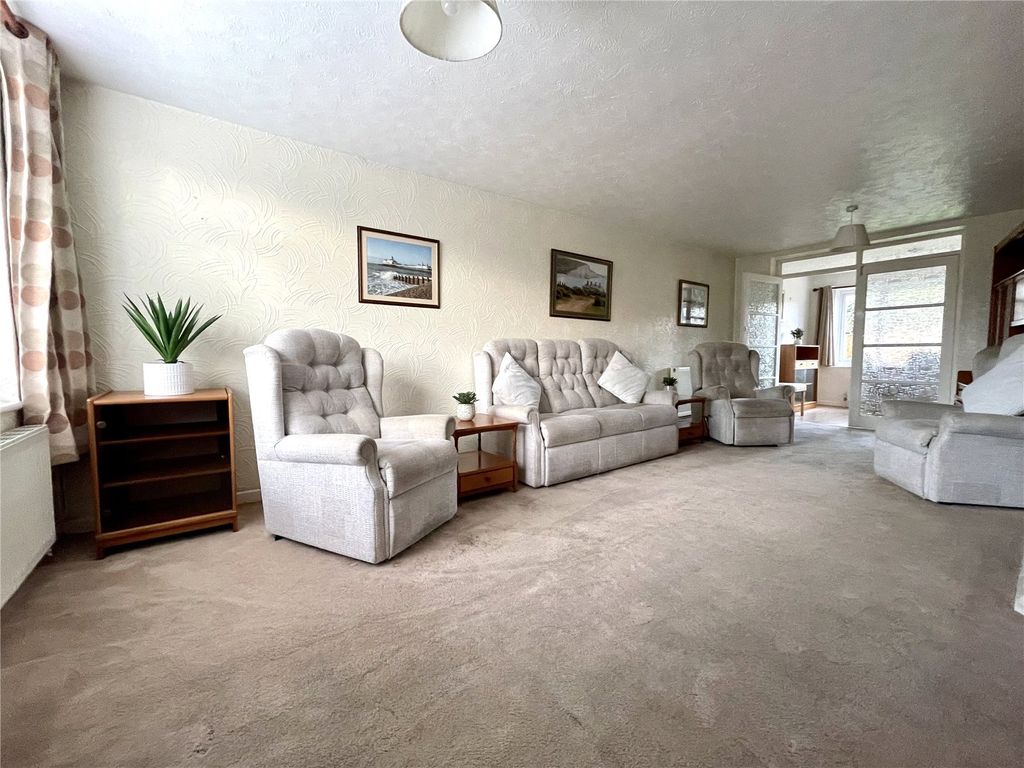 Property photo 3 of 23 Picture No. 09