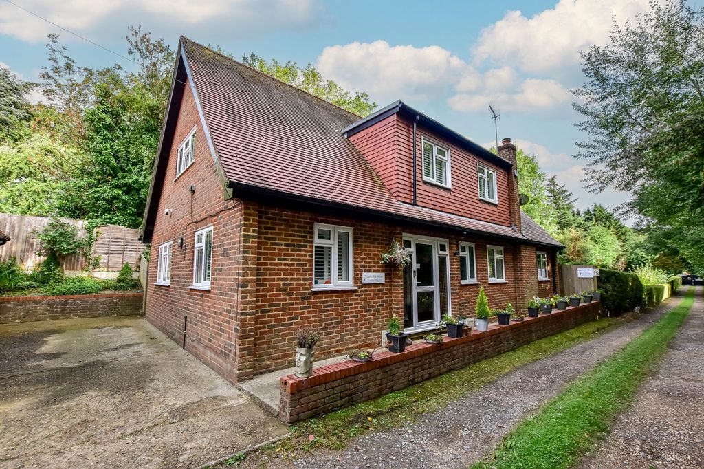 Property photo 1 of 45
