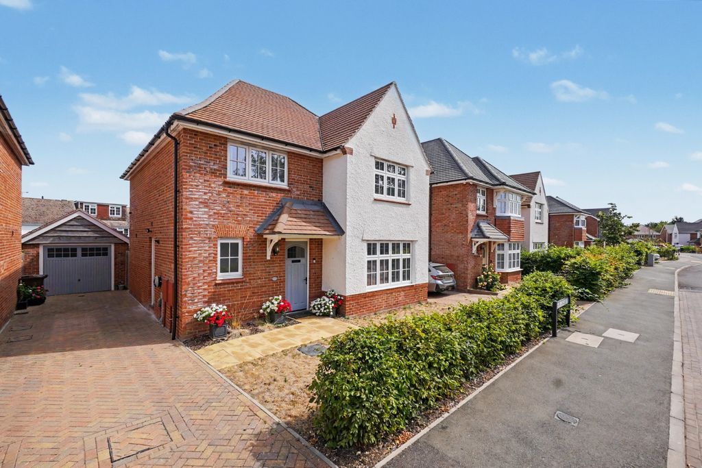 Property photo 1 of 25 5284363