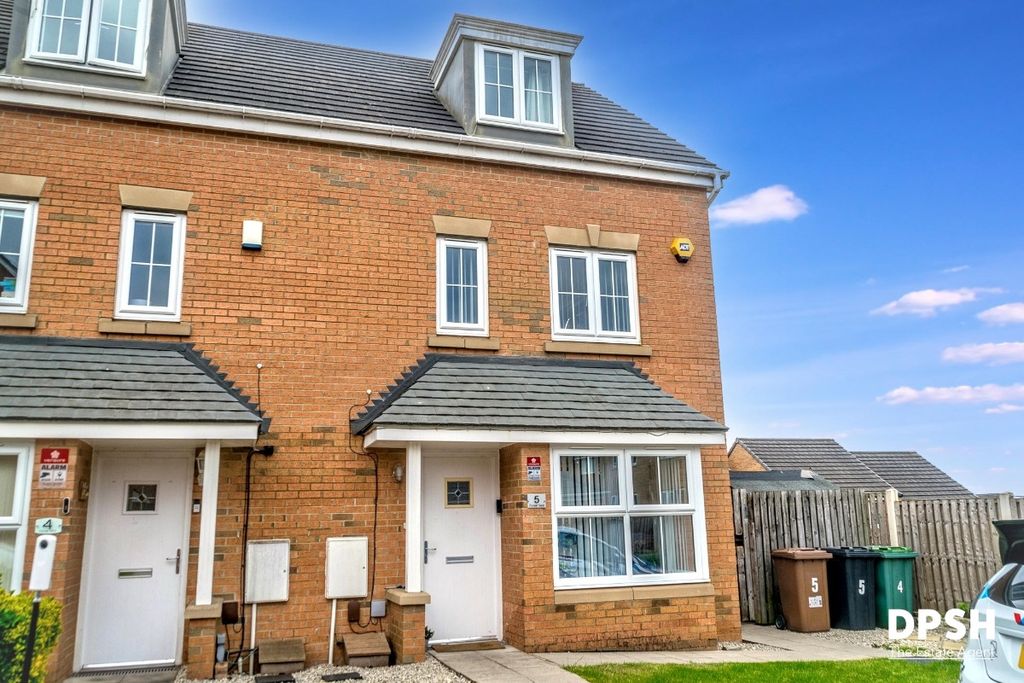 Property photo 1 of 24