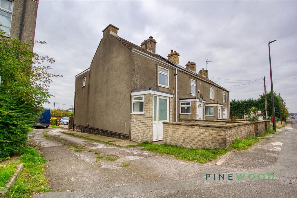 Property photo 1 of 18 Front (Exterior)