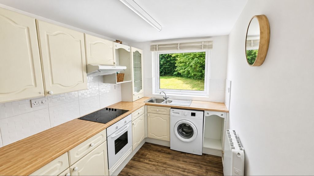 Property photo 3 of 8 Picture No. 07
