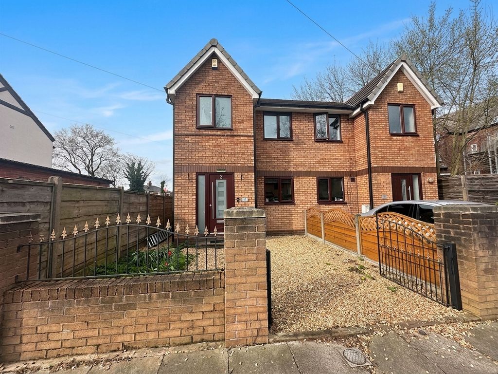 Property photo 1 of 14