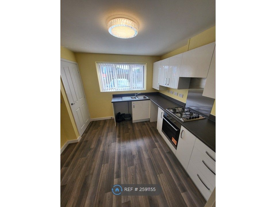 Property photo 2 of 23 Kitchen/Dining Room