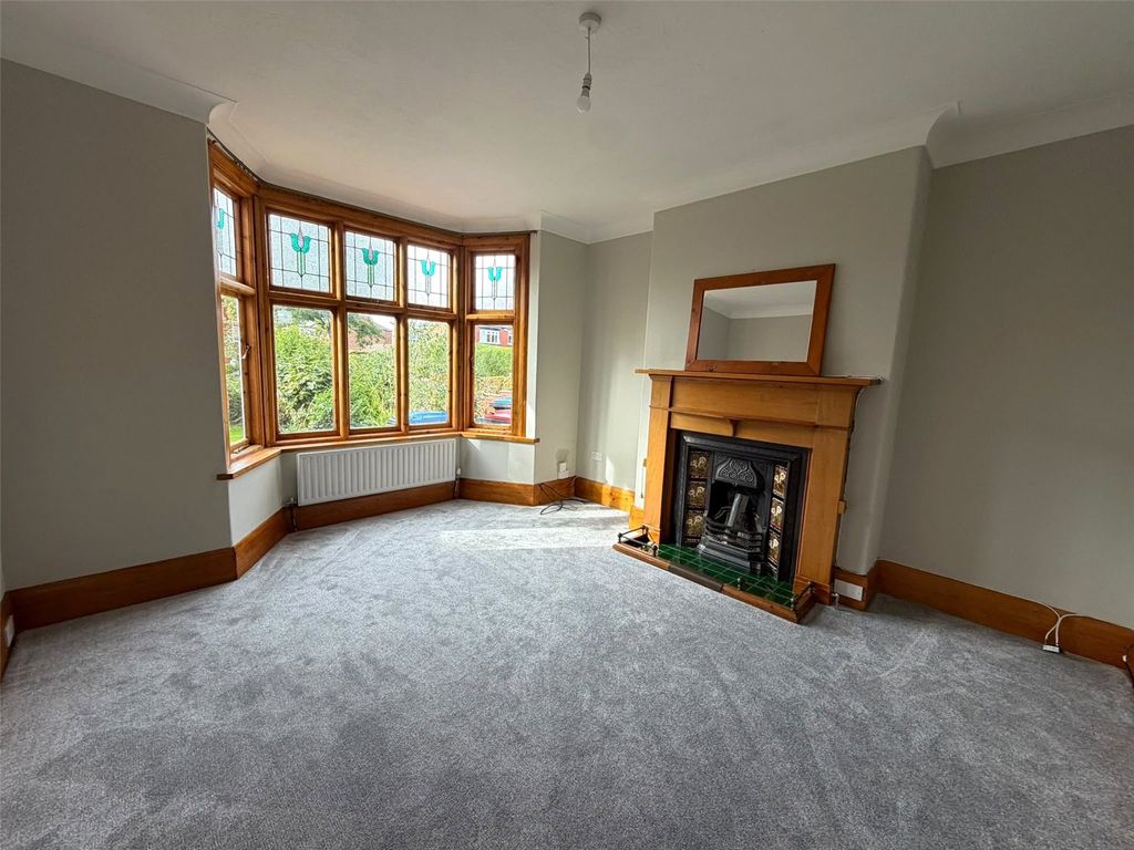 Property photo 3 of 14 Picture No. 02