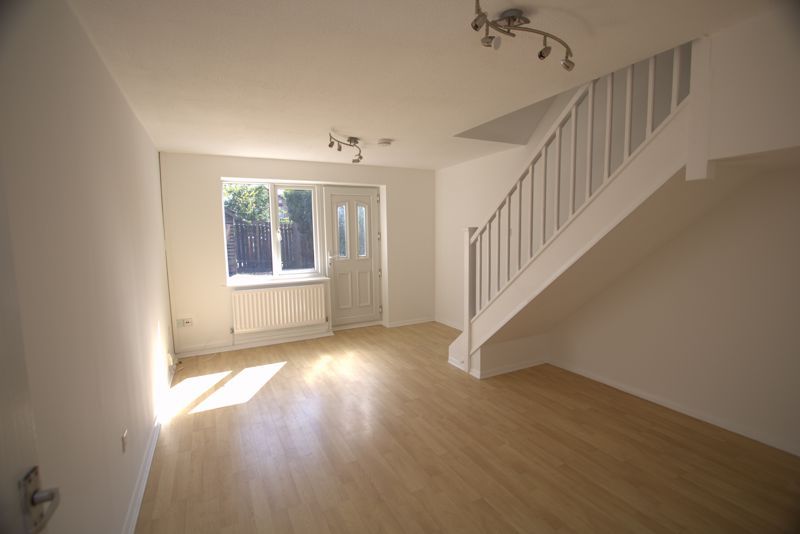 Property photo 2 of 8 Photo 7