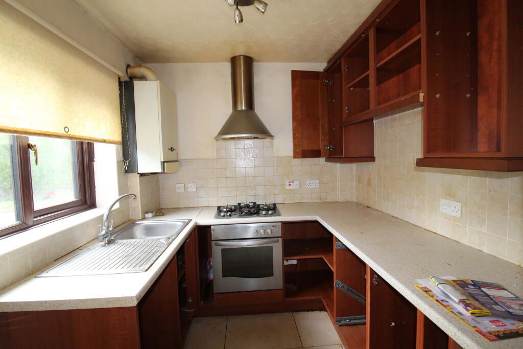 Property photo 3 of 14
